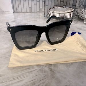 Louis Vuitton Black Square Sunglasses
